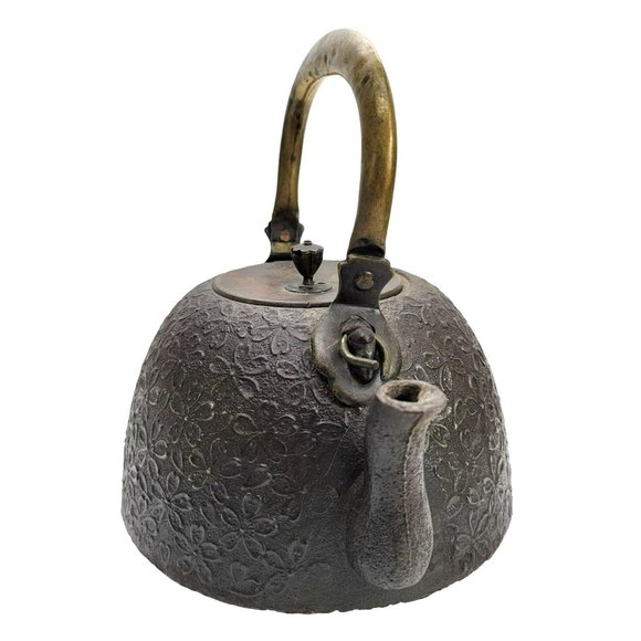 Japanese Cast Iron Teapot Antique Tetsubin Floral Brass Handle HEAVY CT404 - Picture 4 of 9